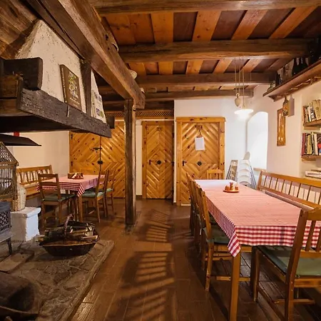 Stary Hostinec Guest house 2*