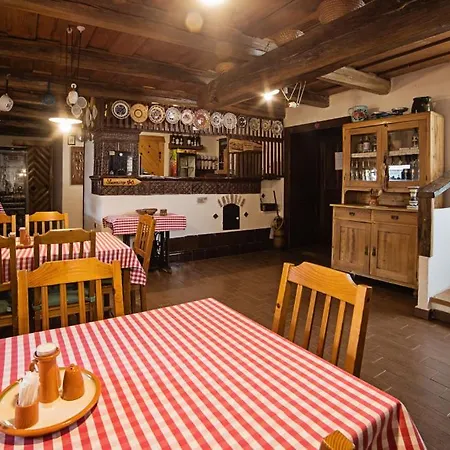 老客栈膳食公寓酒店 Banská Štiavnica