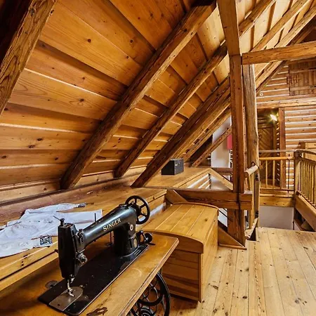 老客栈膳食公寓酒店 2* Banská Štiavnica