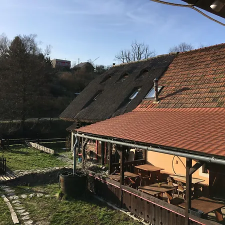 老客栈膳食公寓酒店 Banská Štiavnica